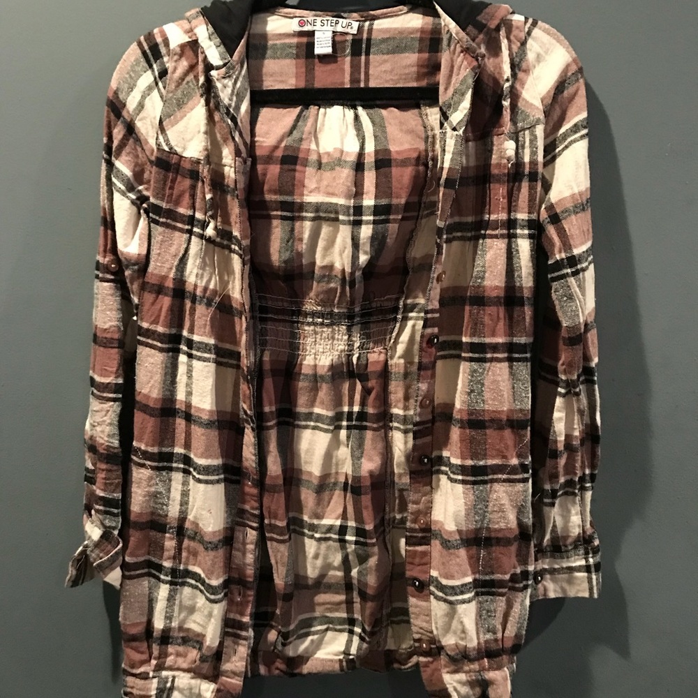 ❄️B1G1F One Step Up plaid button down w/hood small